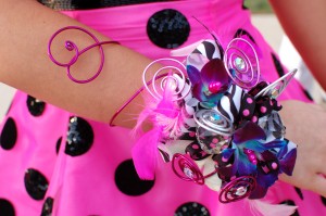    Prom Dress on What Wrist Do Your Wear Your Corsage On  It Is Generally Recognized As