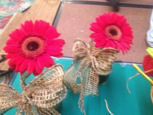 Rustic Woven Bows With Pick Daisies