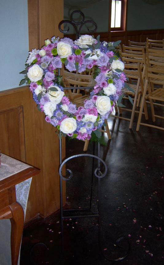 Heart funeral flowers by Brenham Floral Co, Brenham TX