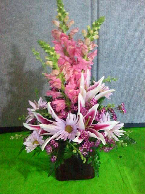 Lily arrangement by Cottage Florist, Riverview FL