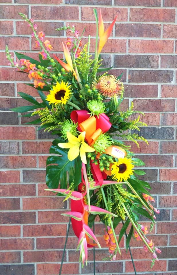 Easel design by A New Beginning Florist in Moore, OK