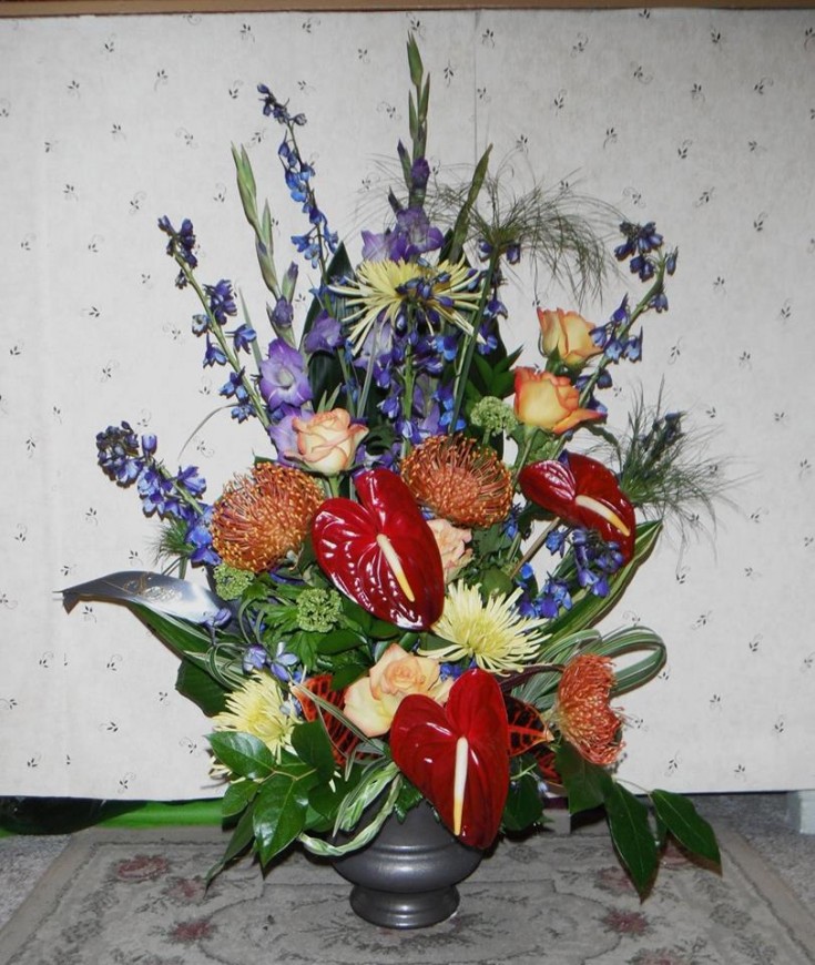 A gorgeous tribute from Crow River Floral and Gifts in Hutchinson, MN