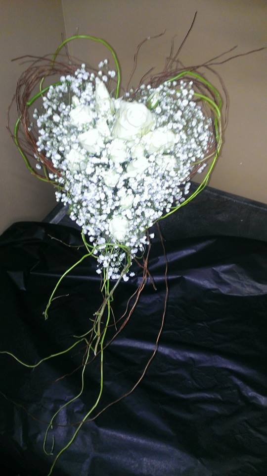 An earthly bridal bouquet from Banda's Bouquets in Longview, WA